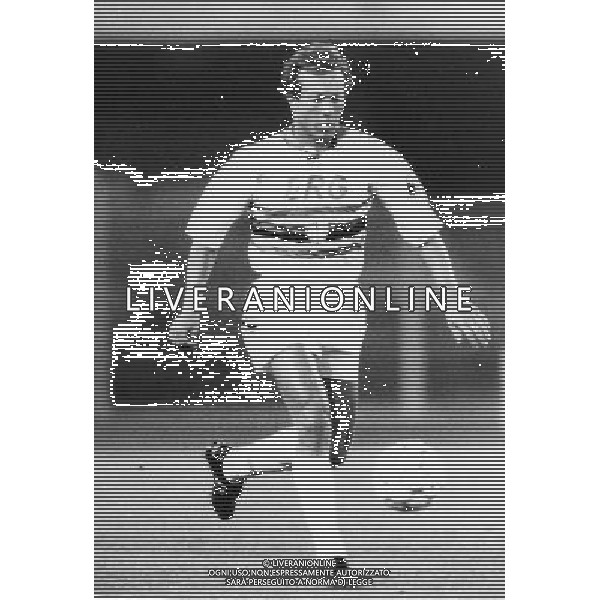RETROSPETTIVA MANNINI MORENO CALCIATORE NELLA FOTO MANNINI MORENO CON LA MAGLIA DELLA SAMPDORIA AG ALDO LIVERANI SAS