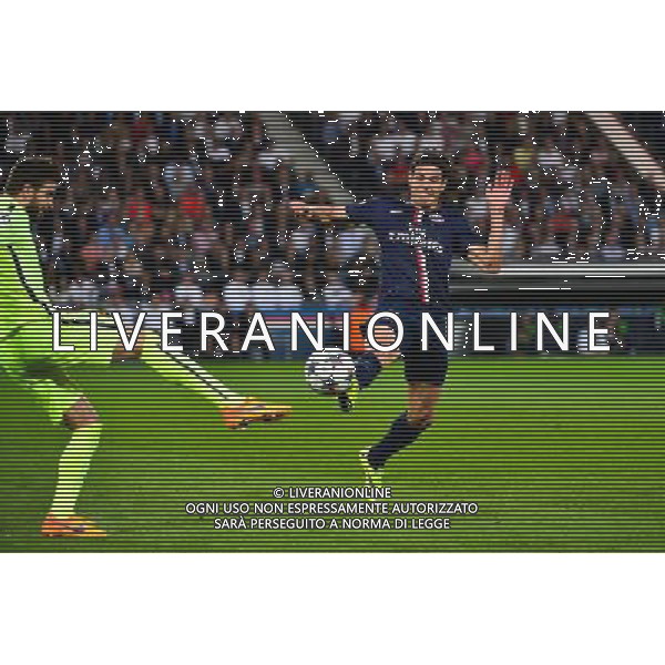 Edinson CAVANI / Gerard PIQUE - 15.04.2015 - Paris Saint Germain / Barcelone - 1/4Finale Aller Champions League Photo : Dave Winter / Icon Sport AG ALDO LIVERANI SAS ONLY ITALY