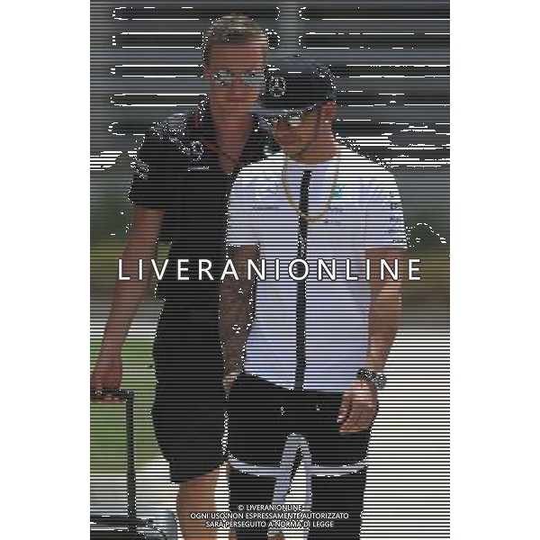Lewis Hamilton (GBR), Mercedes AMG F1 Team 17.04.2015. Formula 1 World Championship, Rd 4, Bahrain Grand Prix, Sakhir, Bahrain, Practice Day /Agenzia Aldo Liverani Sas - ITALY ONLY - EDITORIAL USE ONLY - PROVE LIBERE