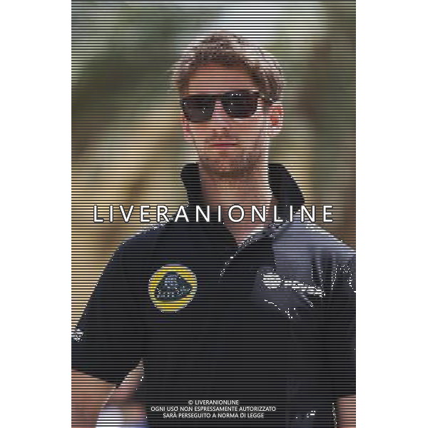 Romain Grosjean (FRA) Lotus F1 Team. 17.04.2015. Formula 1 World Championship, Rd 4, Bahrain Grand Prix, Sakhir, Bahrain, Practice Day /Agenzia Aldo Liverani Sas - ITALY ONLY - EDITORIAL USE ONLY - PROVE LIBERE