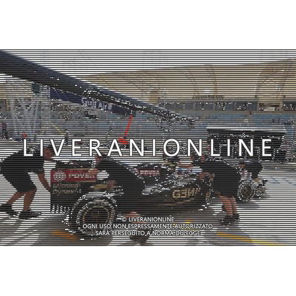 Jolyon Palmer (GBR) Lotus F1 E23 Test and Reserve Driver. 17.04.2015. Formula 1 World Championship, Rd 4, Bahrain Grand Prix, Sakhir, Bahrain, Practice Day /Agenzia Aldo Liverani Sas - ITALY ONLY - EDITORIAL USE ONLY - PROVE LIBERE