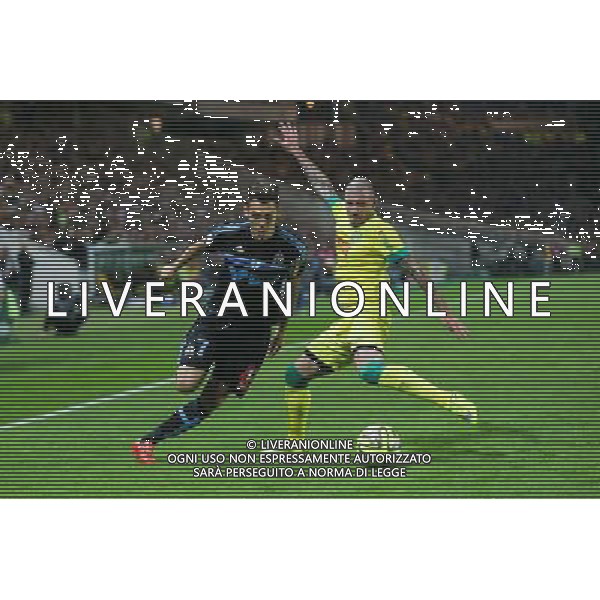 Lucas OCAMPOS / Vincent BESSAT - 17.04.2015 - Nantes / Marseille - 33eme journee de Ligue 1 Photo : Vincent Michel / Icon Sport /Agenzia Aldo Liverani sas - ITALY ONLY - EDITORIAL USE ONLY