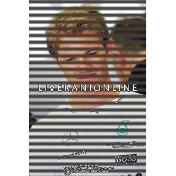 Nico Rosberg (GER) Mercedes AMG F1. 18.04.2015. Formula 1 World Championship, Rd 4, Bahrain Grand Prix, Sakhir, Bahrain, Qualifying Day. AG ALDO LIVERANI SAS ONLY ITALY