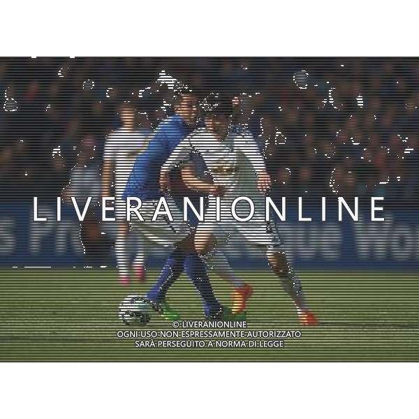 Swansea City\'s Ki Sung-Yueng (R) and Leicester City\'s Leonardo Ulloa in action during todays match Photographer Jack Phillips/CameraSport Football - Barclays Premiership - Leicester City v Swansea City - Saturday 18th April 2015 - King Power Stadium - Leicester © CameraSport - 43 Linden Ave. Countesthorpe. Leicester. England. LE8 5PG - Tel: +44 (0) 116 277 4147 - admin@camerasport.com - www.camerasport.com AG ALDO LIVERANI SAS ONLY ITALY
