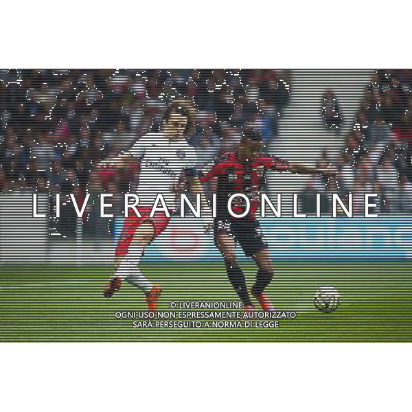 Alassane PLEA / David LUIZ - 18.04.2015 - Nice / Paris Saint Germain - 33eme journee de Ligue 1 Photo : Serge Haouzi / Icon Sport /Agenzia Aldo Liverani sas - ITALY ONLY - EDITORIAL USE ONLY