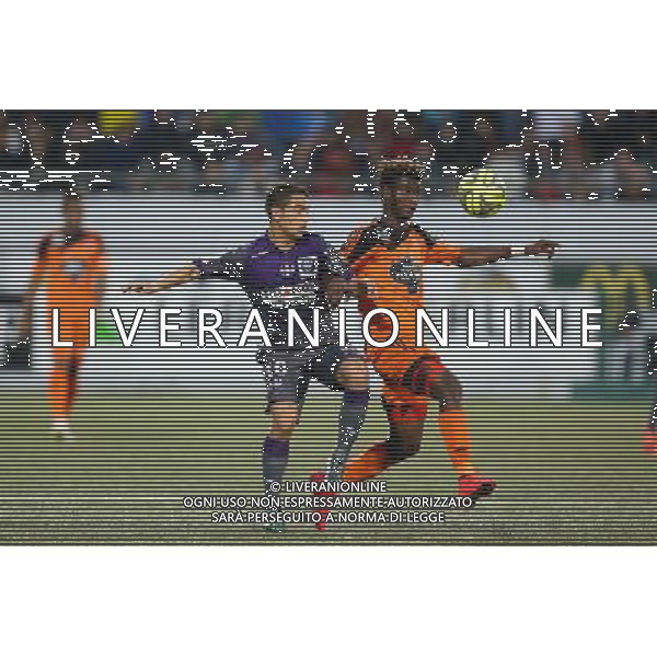 Wissam BEN YEDDER / Didier NDONG - 18.04.2015 - Lorient / Toulouse - 33eme journee de Ligue 1 Photo : Vincent Michel / Icon Sport AG ALDO LIVERANI SAS ONLY ITALY