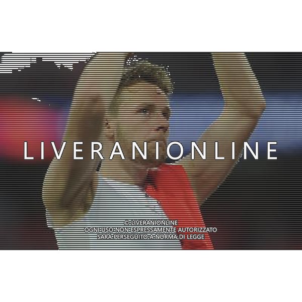 Reading\'s Chris Gunter looks dejected at the end of the game Photographer Ian Cook/CameraSport Football - The FA Cup Semi-Final - Reading v Arsenal - Saturday 18th April 2015 - Wembley - London © CameraSport - 43 Linden Ave. Countesthorpe. Leicester. England. LE8 5PG - Tel: +44 (0) 116 277 4147 - admin@camerasport.com - www.camerasport.com AG ALDO LIVERANI SAS ONLY ITALY