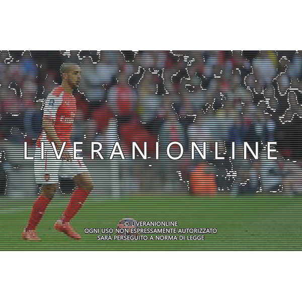 Arsenal\'s Theo Walcott in action during todays match Photographer Ian Cook/CameraSport Football - The FA Cup Semi-Final - Reading v Arsenal - Saturday 18th April 2015 - Wembley - London © CameraSport - 43 Linden Ave. Countesthorpe. Leicester. England. LE8 5PG - Tel: +44 (0) 116 277 4147 - admin@camerasport.com - www.camerasport.com AG ALDO LIVERANI SAS ONLY ITALY