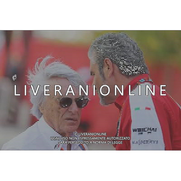 (L to R): Bernie Ecclestone (GBR) with Maurizio Arrivabene (ITA) Ferrari Team Principal. 19.04.2015. Formula 1 World Championship, Rd 4, Bahrain Grand Prix, Sakhir, Bahrain, Race Day. AG ALDO LIVERANI SAS ONLY ITALY