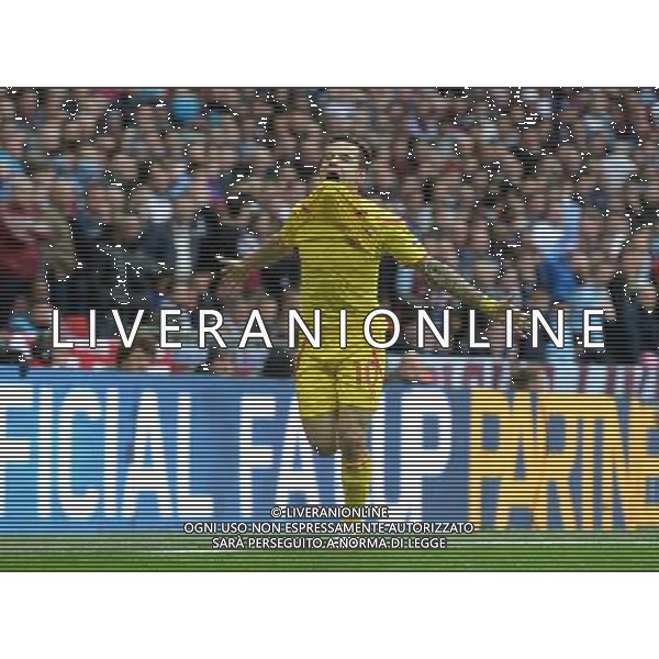 LiverpoolÕs Philippe Coutinho celebrates scoring his sides first goal Photographer Ian Cook/CameraSport Football - The FA Cup Semi-Final - Aston Villa v Liverpool - Sunday 19th April 2015 - Wembley - London © CameraSport - 43 Linden Ave. Countesthorpe. Leicester. England. LE8 5PG - Tel: +44 (0) 116 277 4147 - admin@camerasport.com - www.camerasport.com AG ALDO LIVERANI SAS ONLY ITALY