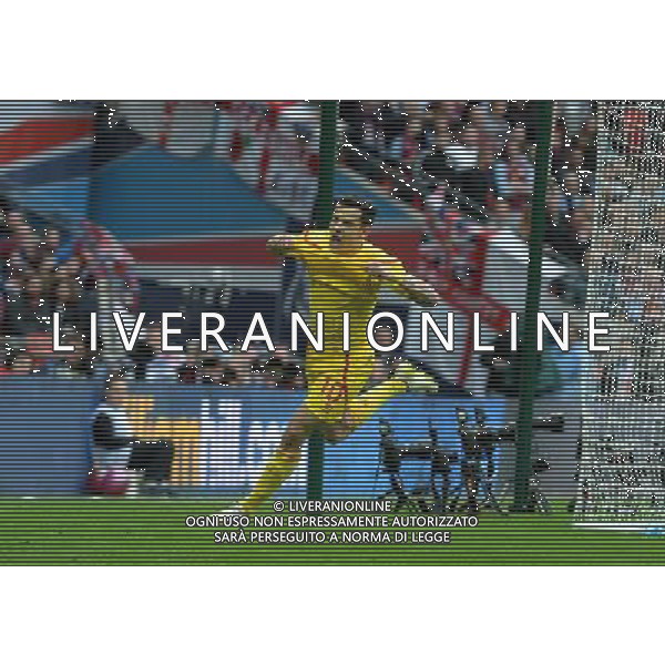 LiverpoolÕs Philippe Coutinho celebrates scoring his sides first goal Photographer Ian Cook/CameraSport Football - The FA Cup Semi-Final - Aston Villa v Liverpool - Sunday 19th April 2015 - Wembley - London © CameraSport - 43 Linden Ave. Countesthorpe. Leicester. England. LE8 5PG - Tel: +44 (0) 116 277 4147 - admin@camerasport.com - www.camerasport.com AG ALDO LIVERANI SAS ONLY ITALY