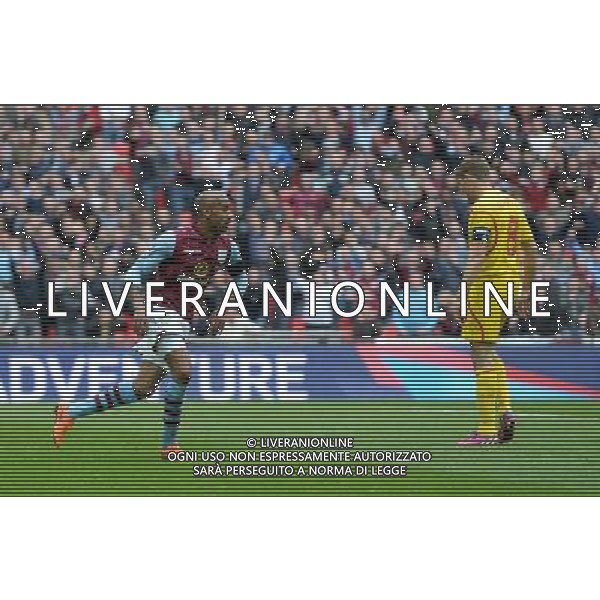 Aston Villa\'s Fabian Delph celebrates scoring his sides second goal Photographer Ian Cook/CameraSport Football - The FA Cup Semi-Final - Aston Villa v Liverpool - Sunday 19th April 2015 - Wembley - London © CameraSport - 43 Linden Ave. Countesthorpe. Leicester. England. LE8 5PG - Tel: +44 (0) 116 277 4147 - admin@camerasport.com - www.camerasport.com AG ALDO LIVERANI SAS ONLY ITALY