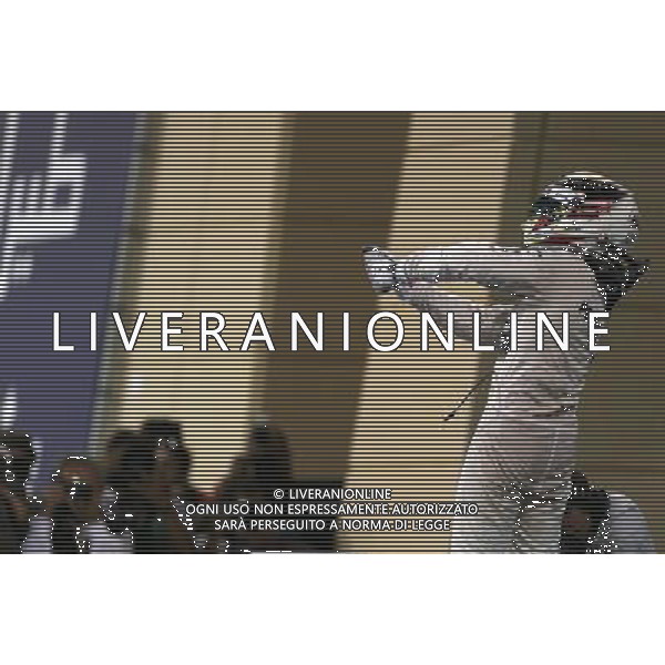 Lewis Hamilton (GBR), Mercedes AMG F1 Team 19.04.2015. Formula 1 World Championship, Rd 4, Bahrain Grand Prix, Sakhir, Bahrain, Race Day. /Agenzia Aldo Liverani sas - ITALY ONLY - EDITORIAL USE ONLY - GARA