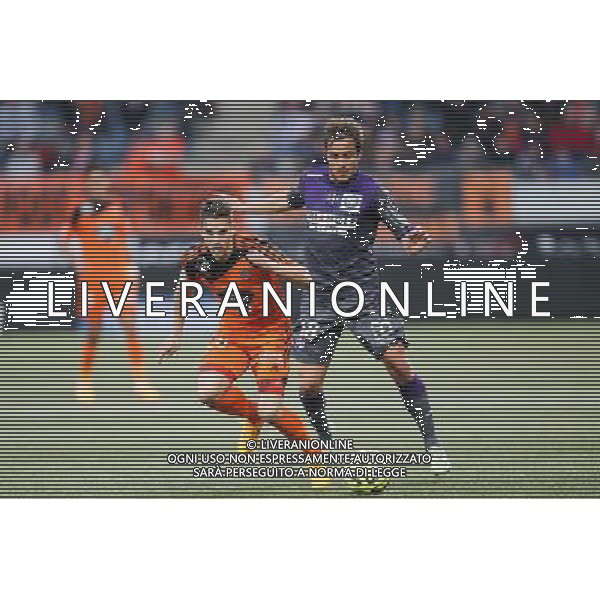 Maxime BARTHELME / Oscar TREJO - 18.04.2015 - Lorient / Toulouse - 33eme journee de Ligue 1 Photo : Vincent Michel / Icon Sport /Agenzia Aldo Liverani sas - ITALY ONLY - EDITORIAL USE ONLY