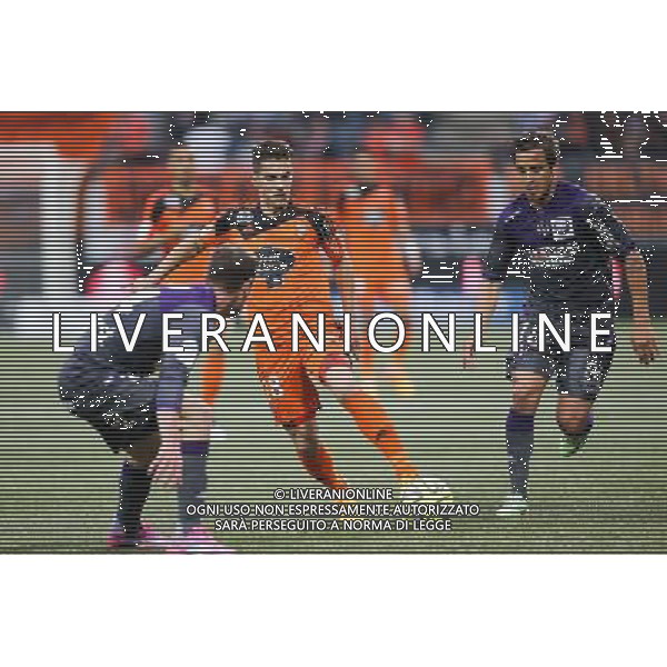 Maxime BARTHELME / Oscar TREJO - 18.04.2015 - Lorient / Toulouse - 33eme journee de Ligue 1 Photo : Vincent Michel / Icon Sport /Agenzia Aldo Liverani sas - ITALY ONLY - EDITORIAL USE ONLY