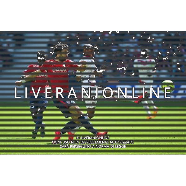 Marko BASA / Diego ROLAN - 19.04.2015 - Lille / Bordeaux - 33eme journee de Ligue 1 Photo : Dave Winter / Icon Sport /Agenzia Aldo Liverani sas - ITALY ONLY - EDITORIAL USE ONLY