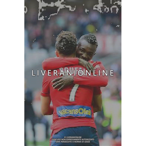 Joie Adama TRAORE / Sofiane BOUFAL - 19.04.2015 - Lille / Bordeaux - 33eme journee de Ligue 1 Photo : Dave Winter / Icon Sport AG ALDO LIVERANI SAS ONLY ITALY