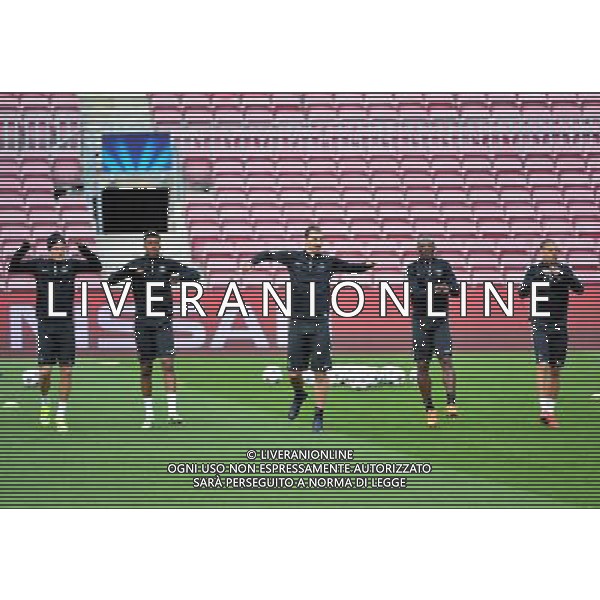 Edinson CAVANI / Mike MAIGNAN / Zlatan IBRAHIMOVIC / Zoumana CAMARA / Gregory VAN DER WIEL - 20.04.2015 - Entrainement du Paris Saint Germain - Champions League Photo : Dave Winter / Icon Sport /Agenzia Aldo Liverani sas - ITALY ONLY - EDITORIAL USE ONLY