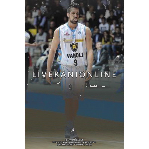Desio (MB) 20-04-2015 Campionato Serie A Beko - 12¡ giornata di ritorno PalaDesio Acqua Vitasnella Cantu\' vs Vanoli Basket Cremona nella foto Fabio Mian (Cremona) foto Roberto Garavaglia - ag. Aldo Liverani