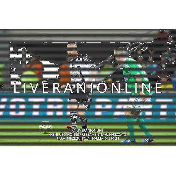 Zinedine ZIDANE/ Laurent BATTLES - 20.04.2015 - Match contre la Pauvrete - Saint Etienne Photo : Jean Paul Thomas / Icon Sport *** Local Caption *** AG ALDO LIVERANI SAS ONLY ITALY *** Local Caption *** AG ALDO LIVERANI SAS ONLY ITALY