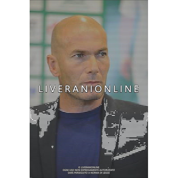 Zinedine ZIDANE - 20.04.2015 - Match contre la Pauvrete - Saint Etienne Photo : Jean Paul Thomas / Icon Sport *** Local Caption *** AG ALDO LIVERANI SAS ONLY ITALY *** Local Caption *** AG ALDO LIVERANI SAS ONLY ITALY