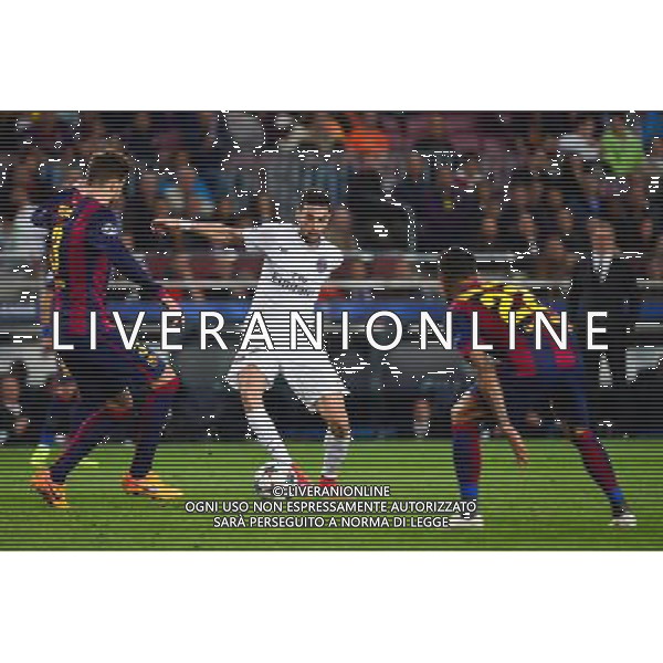 Javier PASTORE / Gerard PIQUE / Dani ALVES - 21.04.2015 - Barcelone / Paris Saint Germain - 1/4Finale Retour Champions League Photo : Dave Winter / Icon Sport AG ALDO LIVERANI SAS ONLY ITALY