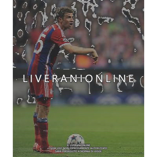 firo Fu§ball,Fussball, 21.04.2015 Uefa Champions League, CL, Saison 2014/2015 Viertelfinale RŸckspiel, FC Bayern MŸnchen, Muenchen, FCB, - FC Porto, 6 : 1, ganze Figur, Gestik, Thomas MŸller, Mueller, Bayern, $worldrightsEs gelten unsere AGB, einsehbar auf www.firosportphoto.de copyright by firo sportphoto: Coesfelder Str.207 48249 DŸlmen www.firosportphoto.de mail@firosportphoto.de (V o l k s b a n k B o c h u m - W i t t e n ) BLZ.: 430 601 29 Kt. Nr.: 341 117 100 Tel:Ê 02594 - 9916004 Fax:Ê02594 - 9916005 AG ALDO LIVERANI SAS ONLY ITALY