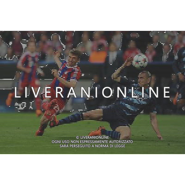 firo Fu§ball,Fussball, 21.04.2015 Uefa Champions League, CL, Saison 2014/2015 Viertelfinale RŸckspiel, FC Bayern MŸnchen, Muenchen, FCB, - FC Porto, 6 : 1, Zweikampf, Thomas M\\'fcller, Mueller, Bayern, $worldrightsEs gelten unsere AGB, einsehbar auf www.firosportphoto.de copyright by firo sportphoto: Coesfelder Str.207 48249 DŸlmen www.firosportphoto.de mail@firosportphoto.de (V o l k s b a n k B o c h u m - W i t t e n ) BLZ.: 430 601 29 Kt. Nr.: 341 117 100 Tel:Ê 02594 - 9916004 Fax:Ê02594 - 9916005 AG ALDO LIVERANI SAS ONLY ITALY