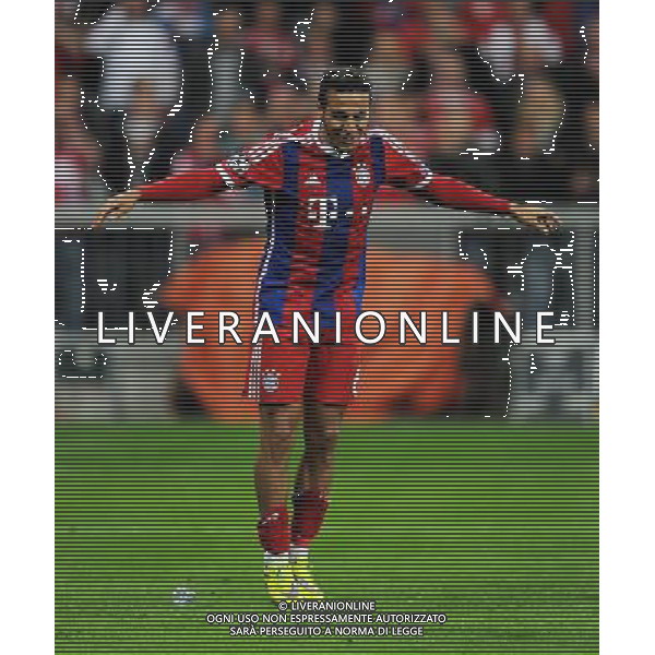 firo Fu§ball,Fussball, 21.04.2015 Uefa Champions League, CL, Saison 2014/2015 Viertelfinale RŸckspiel, FC Bayern MŸnchen, Muenchen, FCB, - FC Porto, 6 : 1, Abschlu§jubel, Jubel, jubeln, Gestik, Thiago Alcantara do Nascimento, Bayern, $worldrightsEs gelten unsere AGB, einsehbar auf www.firosportphoto.de copyright by firo sportphoto: Coesfelder Str.207 48249 DŸlmen www.firosportphoto.de mail@firosportphoto.de (V o l k s b a n k B o c h u m - W i t t e n ) BLZ.: 430 601 29 Kt. Nr.: 341 117 100 Tel:Ê 02594 - 9916004 Fax:Ê02594 - 9916005 AG ALDO LIVERANI SAS ONLY ITALY