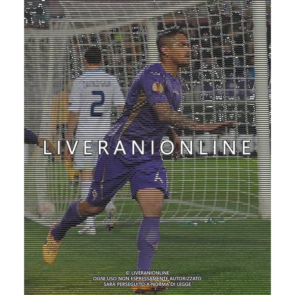 UEFA Europa League 2014/2015 Quarti di Finale Ritorno Firenze - 23.04.2015 Fiorentina-Dinamo Kiev Nella Foto: esultanza dopo il gol di vargas del 2-0 /Ph.Vitez-Ag. Aldo Liverani