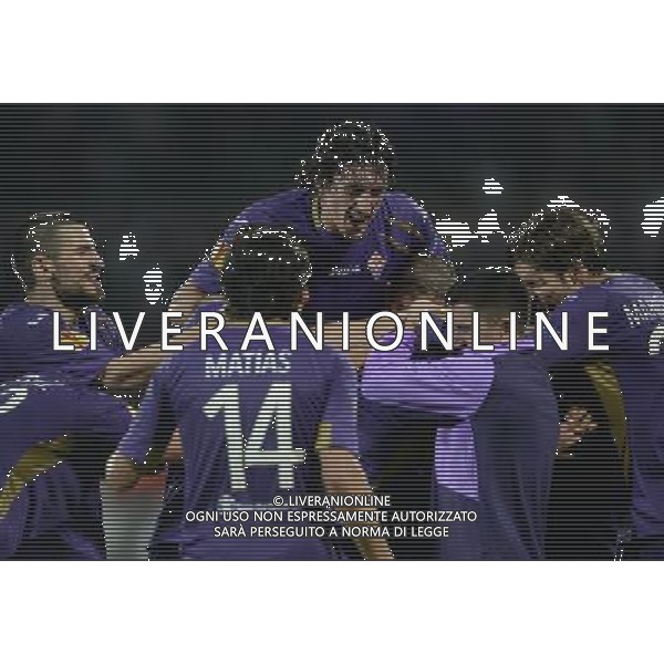 UEFA Europa League 2014/2015 Quarti di Finale Ritorno Firenze - 23.04.2015 Fiorentina-Dinamo Kiev Nella Foto:abbracci esultanza dopo il gol di vargas /Ph.Vitez-Ag. Aldo Liverani