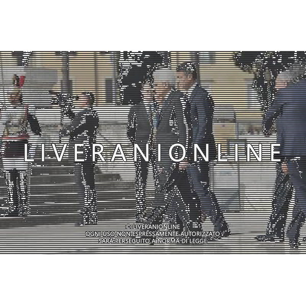 Cerimonia al Vittoriano per le celebrazioni dei 70 anni della Liberazione con la deposizione della corona d\'alloro all\'Altare della Patria a Roma 25 Aprile 2015 nella foto Sergio Mattarella ©Corradetti/Agenzia Aldo Liverani Sas