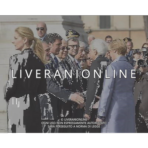 Cerimonia al Vittoriano per le celebrazioni dei 70 anni della Liberazione con la deposizione della corona d\'alloro all\'Altare della Patria a Roma 25 Aprile 2015 nella foto Pietro Grasso e Matteo Renzi con Sergio Mattarella e Roberta Pinotti ©Corradetti/Agenzia Aldo Liverani Sas