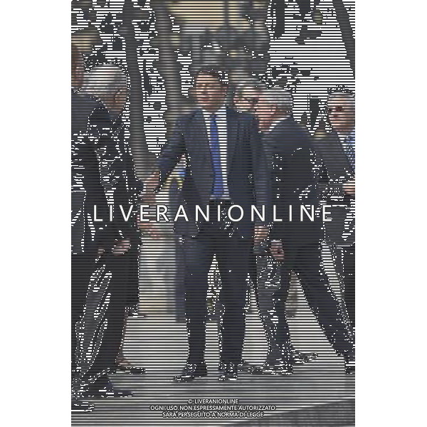 Cerimonia al Vittoriano per le celebrazioni dei 70 anni della Liberazione con la deposizione della corona d\'alloro all\'Altare della Patria a Roma 25 Aprile 2015 nella foto Matteo Renzi ©Corradetti/Agenzia Aldo Liverani Sas