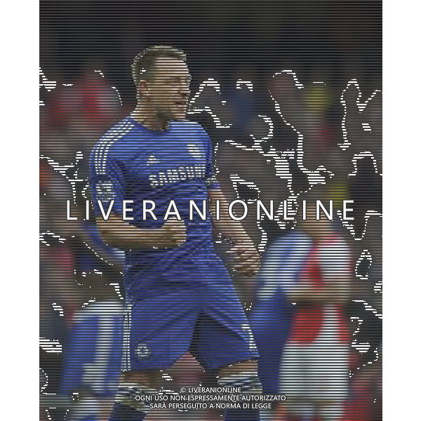 Chelsea\'s John Terry celebrates at the final whistle Photographer Ashley Western/CameraSport Football - Barclays Premiership - Arsenal v Chelsea - Sunday 26th April 2015 - Emirates Stadium - London © CameraSport - 43 Linden Ave. Countesthorpe. Leicester. England. LE8 5PG - Tel: +44 (0) 116 277 4147 - admin@camerasport.com - www.camerasport.com /Agenzia Aldo Liverani Sas - ITALY ONLY - EDITORIAL USE ONLY