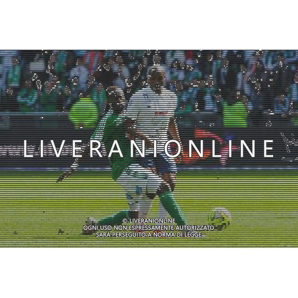 Ismael DIOMANDE / Souleymane CAMARA - 26.04.2015 - Saint Etienne / Montpellier - 34eme journee de Ligue 1 Photo : Jean Paul Thomas / Icon Sport /Agenzia Aldo Liverani sas - ITALY ONLY - EDITORIAL USE ONLY