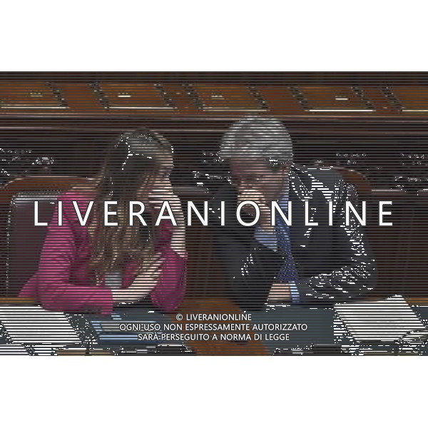 Roma - 30/04/2015 - Montecitorio - Voto di fiducia sulla legge elettorale Italicum - nella foto: Maria Elena Boschi e Paolo Gentiloni / Ph. Fabrizio Corradetti - Ag. Aldo Liverani Sas