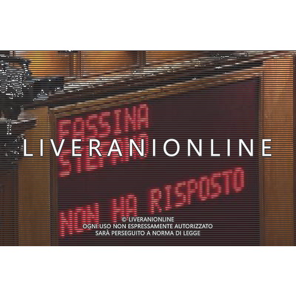 Roma - 30/04/2015 - Montecitorio - Voto di fiducia sulla legge elettorale Italicum - nella foto: Il tabellone con il risultato della votazione - Stefano Fassina non ha risposto / Ph. Fabrizio Corradetti - Ag. Aldo Liverani Sas