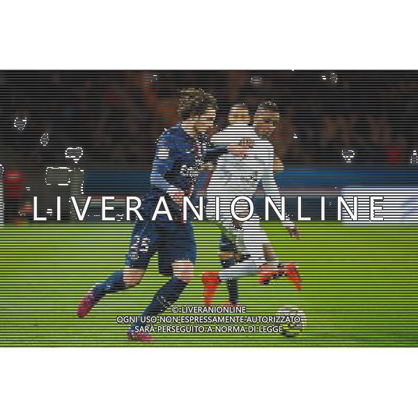 Adrien RABIOT / Bouna SARR - 28.04.2015 - Paris Saint Germain / Metz - Match en retard - 32eme journee Ligue 1 Photo : Nolwenn Le Gouic / Icon Sport AG ALDO LIVERANI SAS ONLY ITALY
