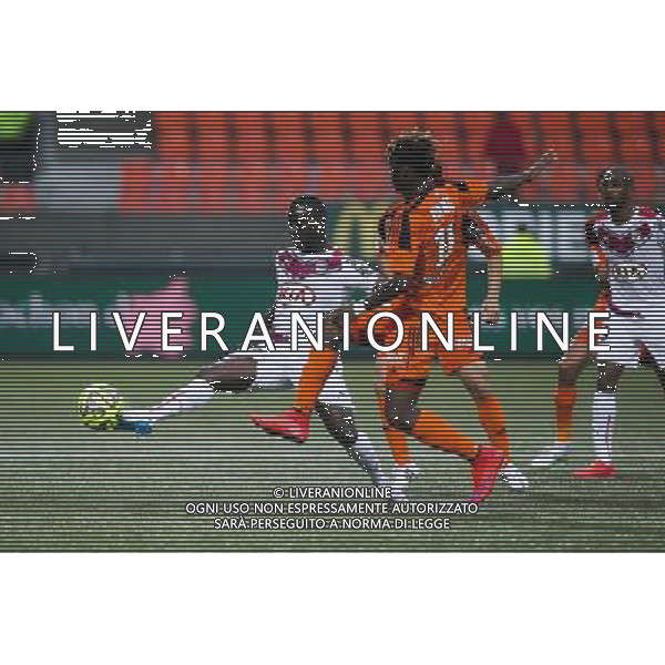 Henri SAIVET / Ibrahim NDONG - 02.05.2015 - Lorient / Bordeaux - 35eme journee de Ligue 1 Photo : Vincent Michel / Icon Sport AG ALDO LIVERANI SAS ONLY ITALY