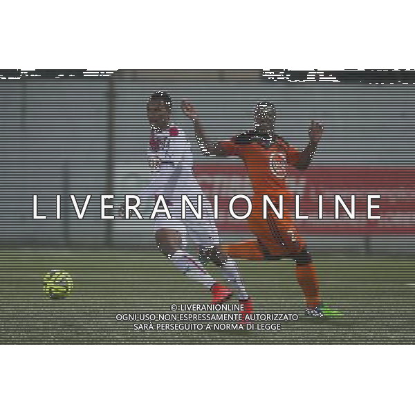Isaac Kiese THELIN / Lamine KONE - 02.05.2015 - Lorient / Bordeaux - 35eme journee de Ligue 1 Photo : Vincent Michel / Icon Sport AG ALDO LIVERANI SAS ONLY ITALY