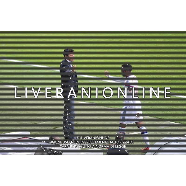 Hubert FOURNIER / Alexandre LACAZETTE - 02.05.2015 - Lyon / Evian Thonon - 35eme journee de Ligue 1 Photo : Jean Paul Thomas / Icon Sport AG ALDO LIVERANI SAS ONLY ITALY