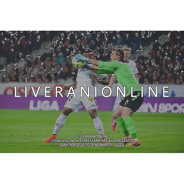 Loick LANDRE / Rudy RIOU - 03.02.2015 - Lille / Lens - 35eme journee de Ligue 1 Photo : Dave Winter / Icon Sport AG ALDO LIVERANI SAS ONLY ITALY