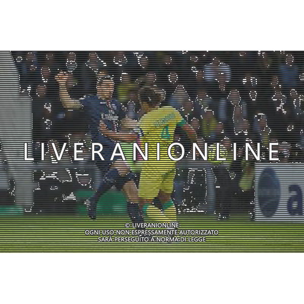 Zlatan IBRAHIMOVIC / Ozwaldo VIZCARRONDO - 03.05.2015 - Nantes / Paris Saint Germain - 35eme journee de Ligue 1 Photo : Vincent Michel / Icon Sport AG ALDO LIVERANI SAS ONLY ITALY