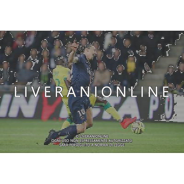 Zlatan IBRAHIMOVIC / Issa CISSOKHO - 03.05.2015 - Nantes / Paris Saint Germain - 35eme journee de Ligue 1 Photo : Vincent Michel / Icon Sport AG ALDO LIVERANI SAS ONLY ITALY