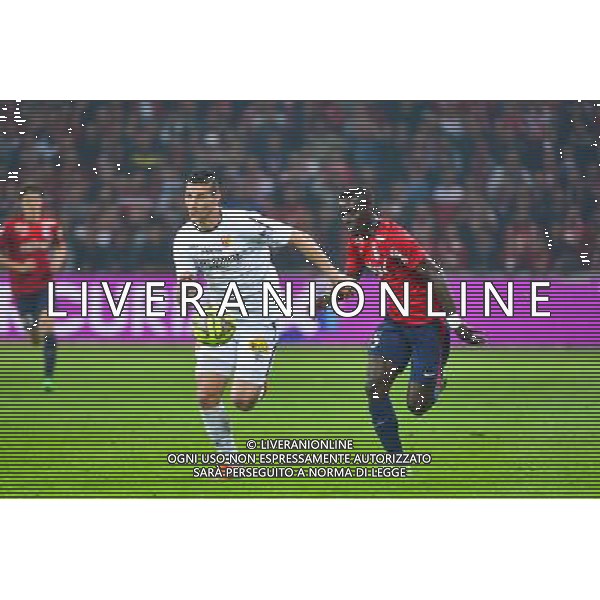 Yoann TOUZGHAR / Idrissa GUEYE - 03.02.2015 - Lille / Lens - 35eme journee de Ligue 1 Photo : Dave Winter / Icon Sport AG ALDO LIVERANI SAS ONLY ITALY
