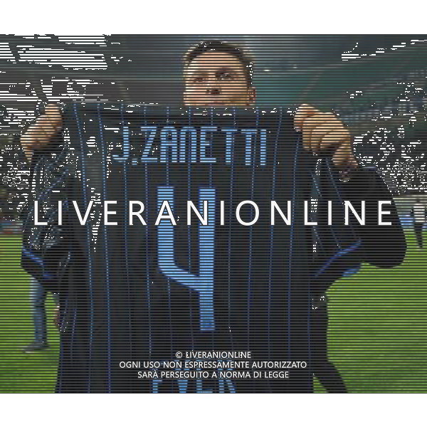 Zanetti and Friends Match for Expo Milano 2015 Milano - 04.05.2015 Nella Foto:zanetti con la maglia numero 4 ritirata dall\'inter /Ph.Vitez-Ag. Aldo Liverani