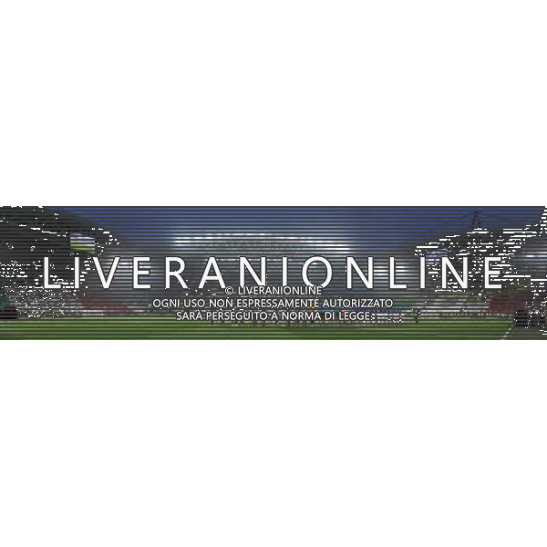 UEFA Champions League 2014/2015 Semifinale Andata Torino- 05.05.2015 Juventus-Real Madrid Nella Foto:squadre schierate a meta\' campo e coreografia /Ph.Vitez-Ag. Aldo Liverani