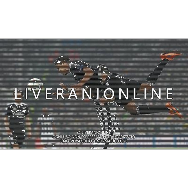 UEFA Champions League 2014/2015 Semifinale Andata Torino- 05.05.2015 Juventus-Real Madrid Nella Foto:varela e arturo vidal /Ph.Vitez-Ag. Aldo Liverani