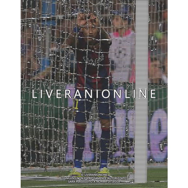 firo Fu§ball, Fussball, 06.05.2015 Uefa Champions League, CL Saison 2014/2015 CHL Halbfinale, Hinspiel FCB FC Barcelona - FCB FC Bayern MŸnchen Muenchen Barca Neymar, EnttŠuschung enttŠuscht Enttaeuschung enttaeuscht unzufrieden, Gestik, Geste /AGENZIA ALDO LIVERANI SAS - ITALY ONLY - EDITORIAL USE ONLY - Barcellona Vs Bayern Monaco semifinale andata champions League 06 maggio 2015